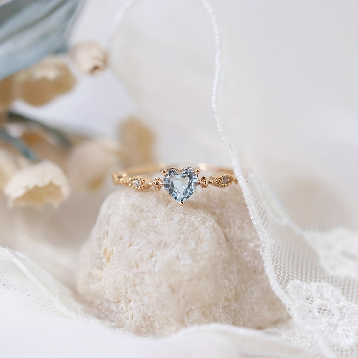Vintage Minimalist Heart Shaped Zirconia Gold Plated Ring