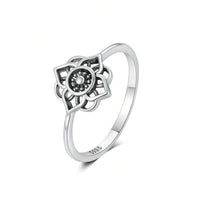 Elegant Vintage Silver Lotus Flower Ring