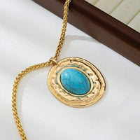 Vintage Snake Skin Chain Oval Faux Turquoise Pendant Necklace