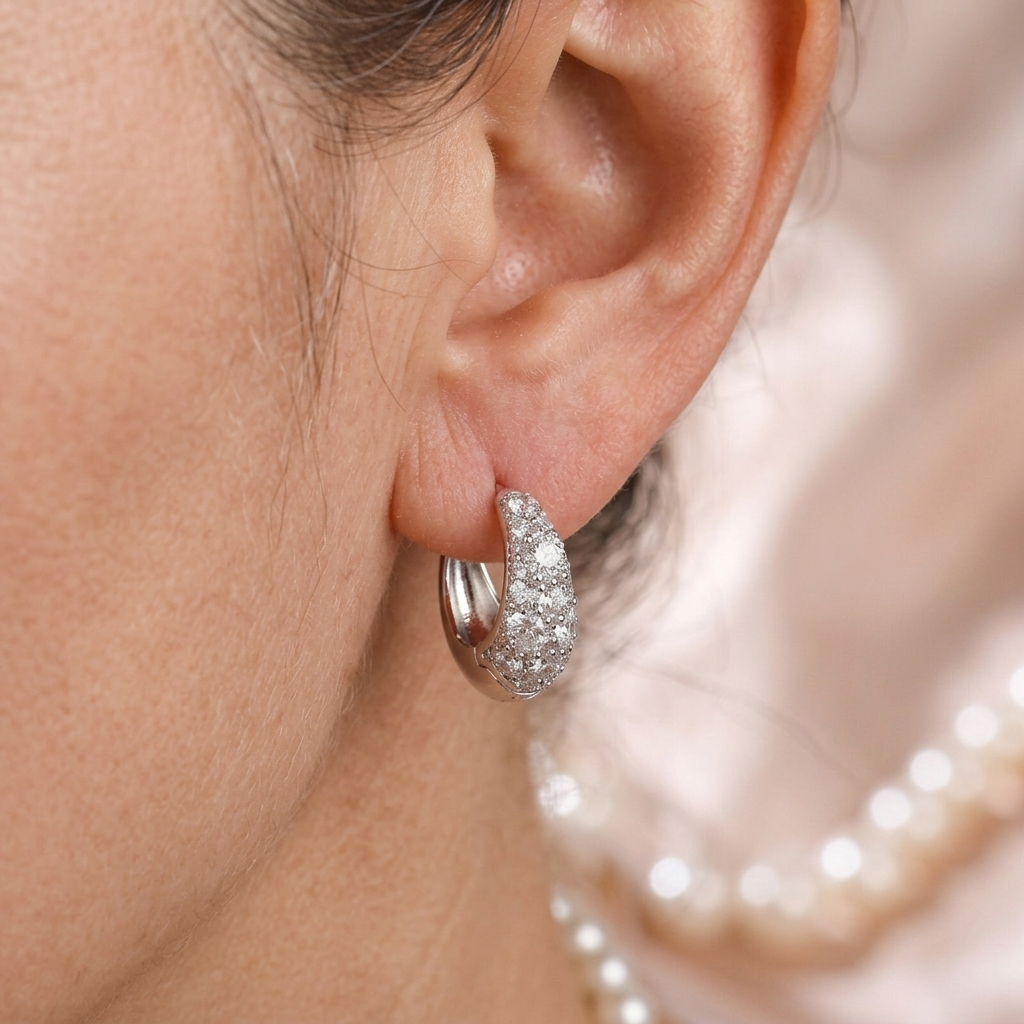 925 Sterling Silver Elegant Moissanite Floral Hoop Earrings In Plated
