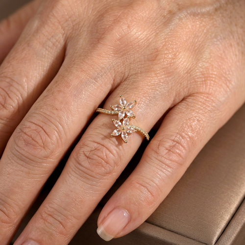 1pc Sparkling Zirconia Flower Ring Luxurious Golden Copper Ring Weddings Banquets And Casual Attire Ideal Jewelry For Women Valentines Day Gift Wedding Jewelry Engagement Ring Proposal Ring Engagement Rings For Women High