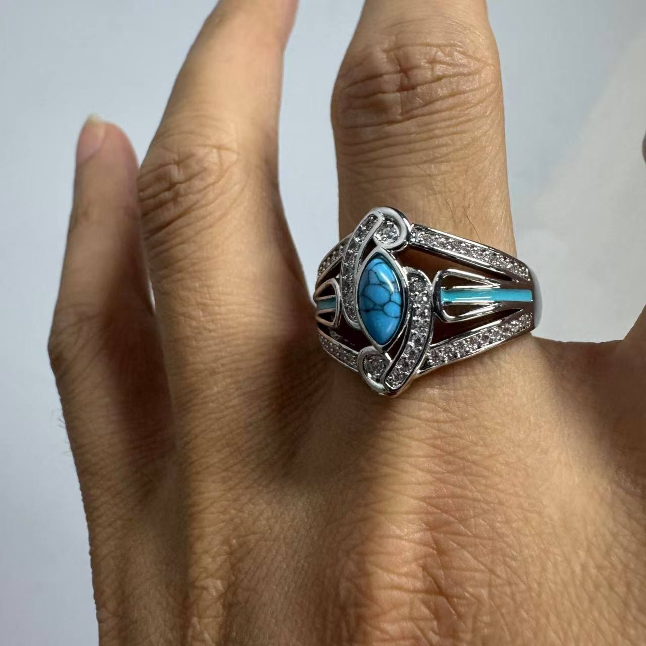Elegant Bohemian White Gold Plated Turquoise Ring