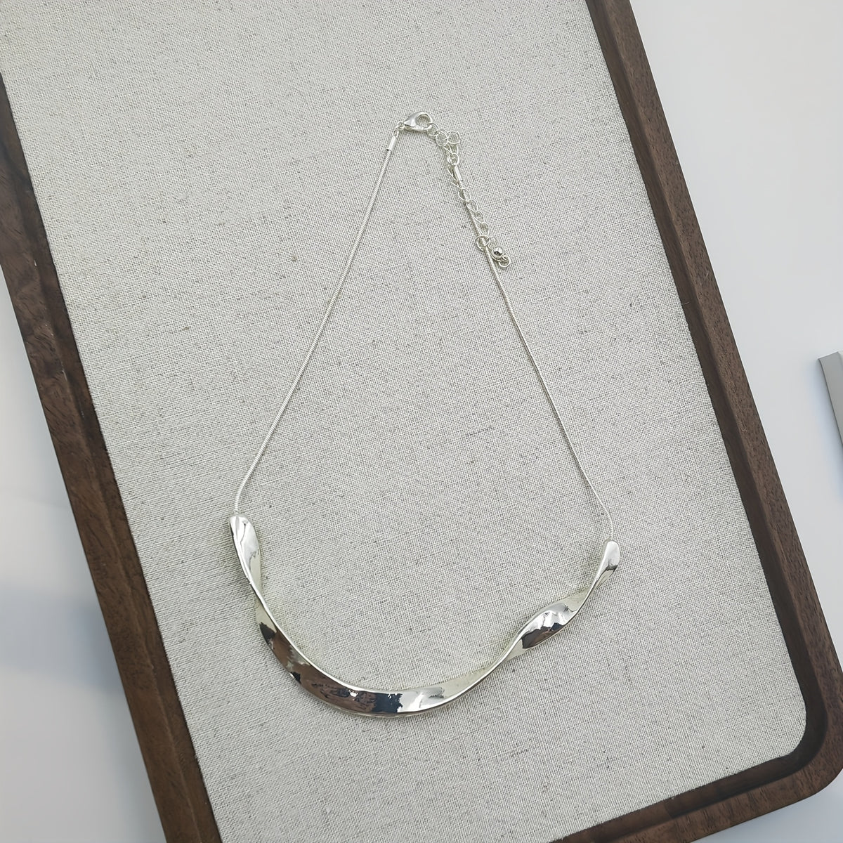 Vintage Sculptural Polished Silver Collar Necklace