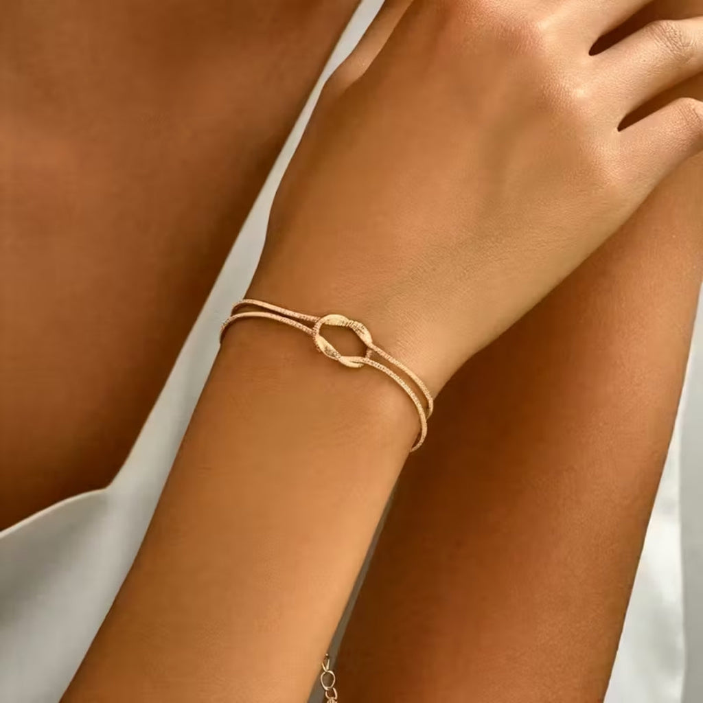 Golden Bow Bracelet