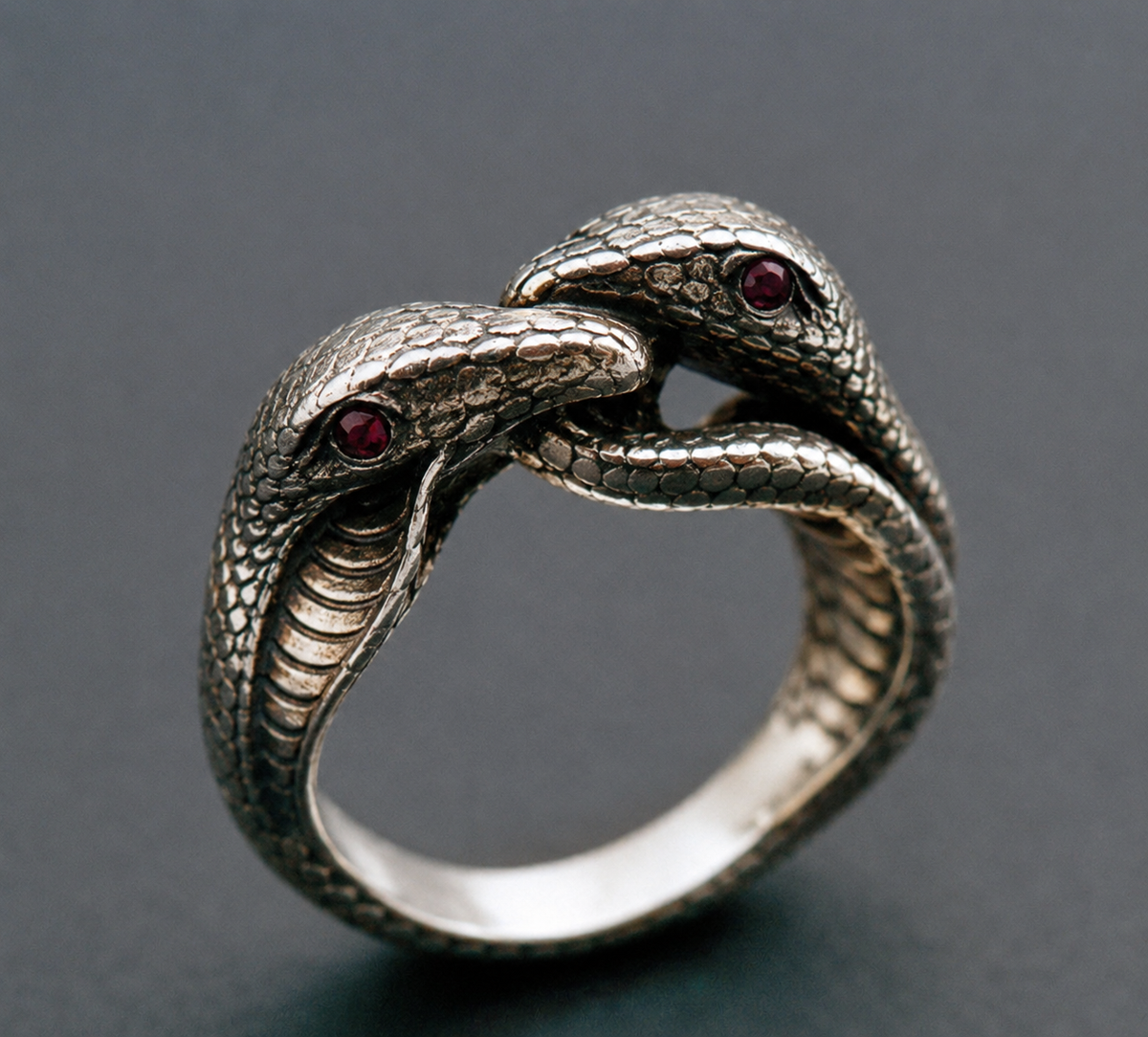 Vintage Snake Neck Silver Plated Ring