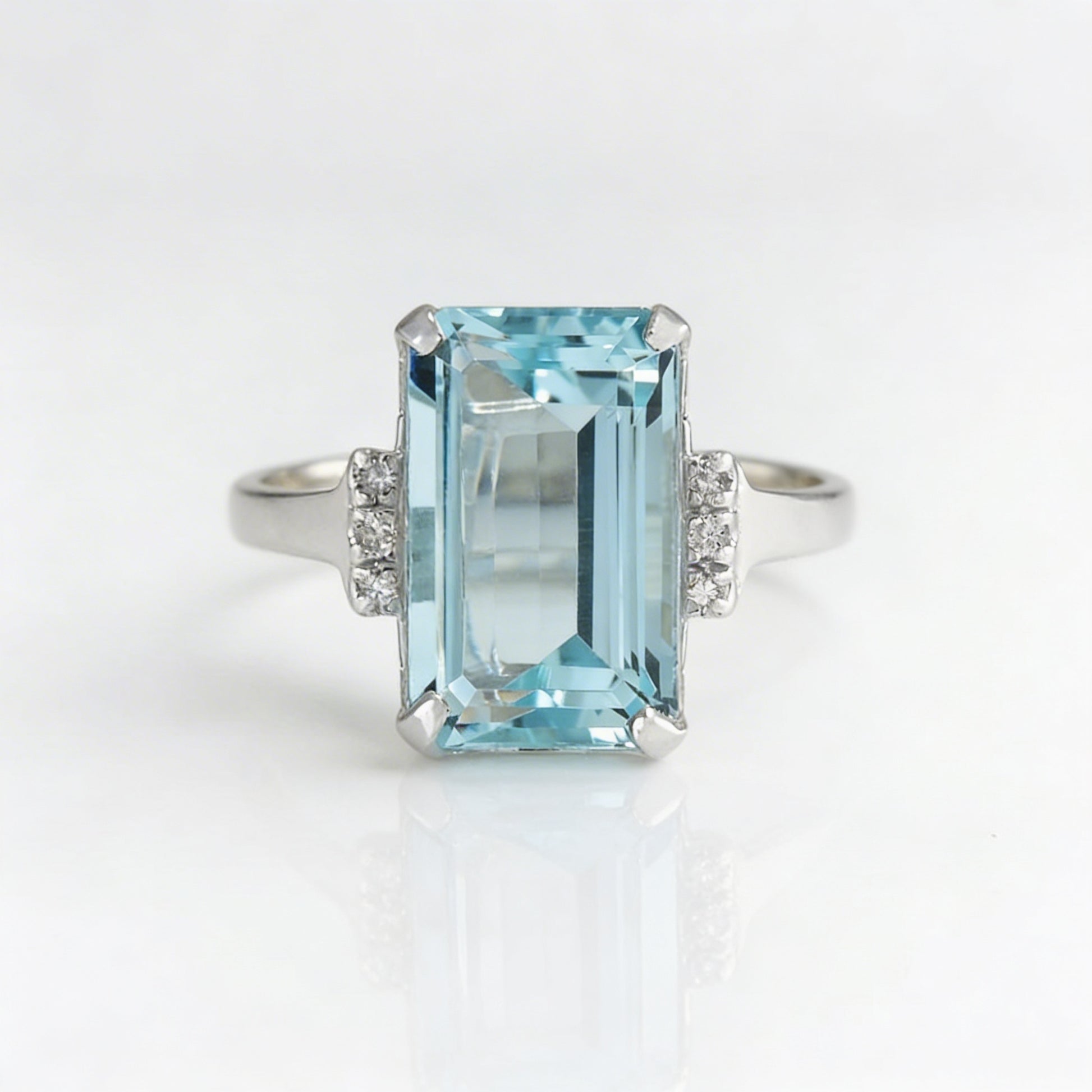 Elegant Classic 4 Prong Square Sea Blue Gemstone Ring