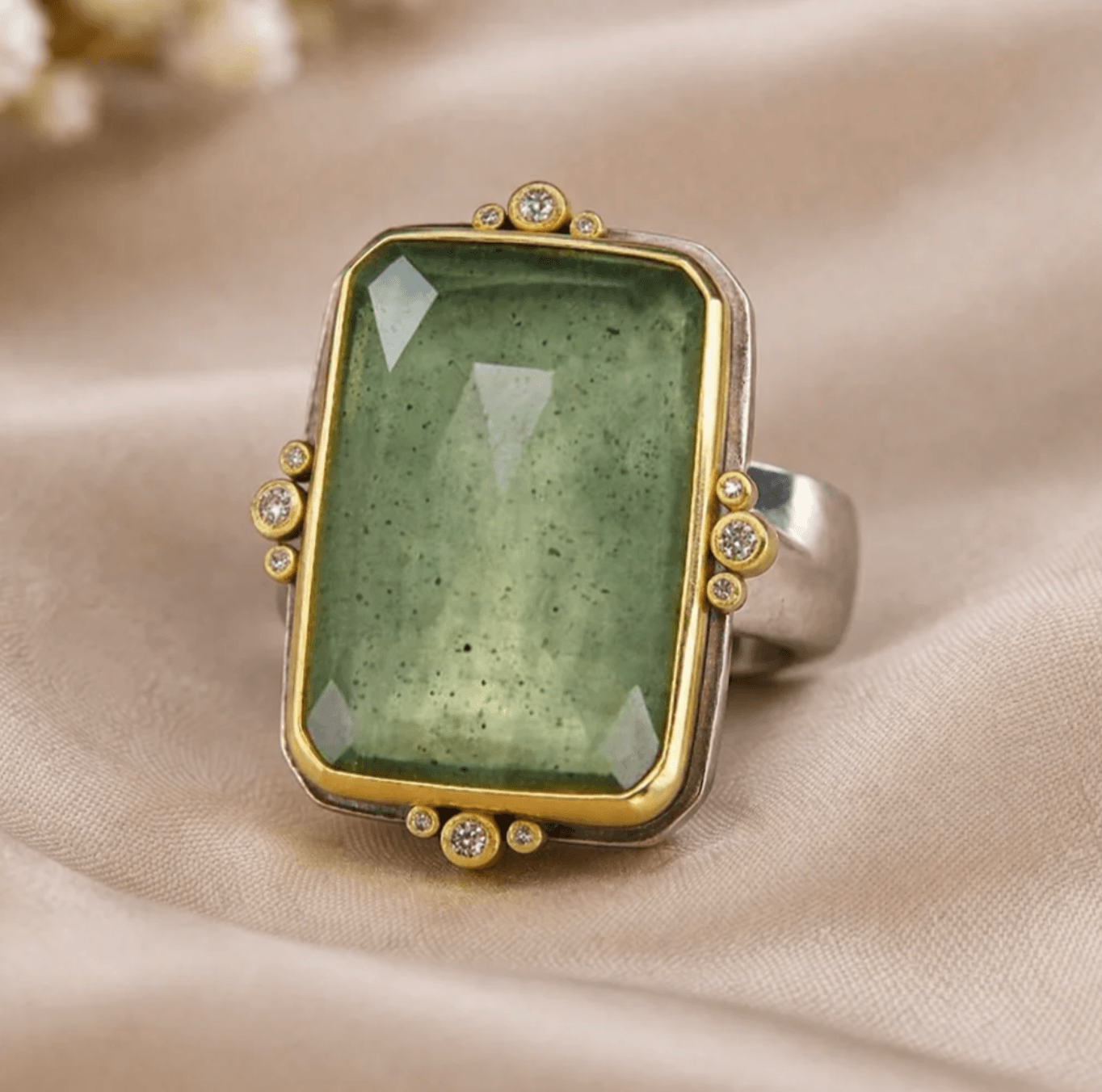 Vintage Green Glass Gold Ring