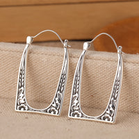 Vintage Boho Design&nbsp;U-Shape Floral Earrings