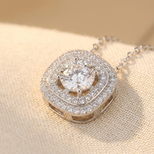 925 Sterling Silver Elegant Moissanite Necklace With Double Halo Desig