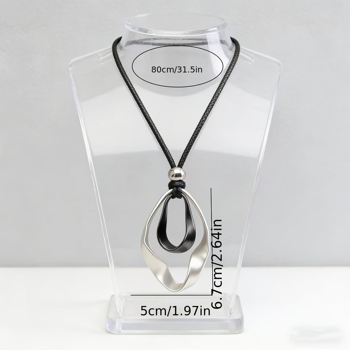 Elegant Adjustable Sculptural Twisted Teardrop Pendant Necklace