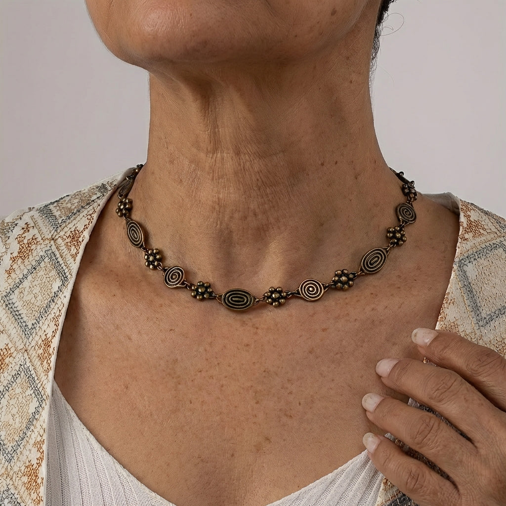 Bohemian Floral Swirl Spiral Pattern Short Choker Necklace