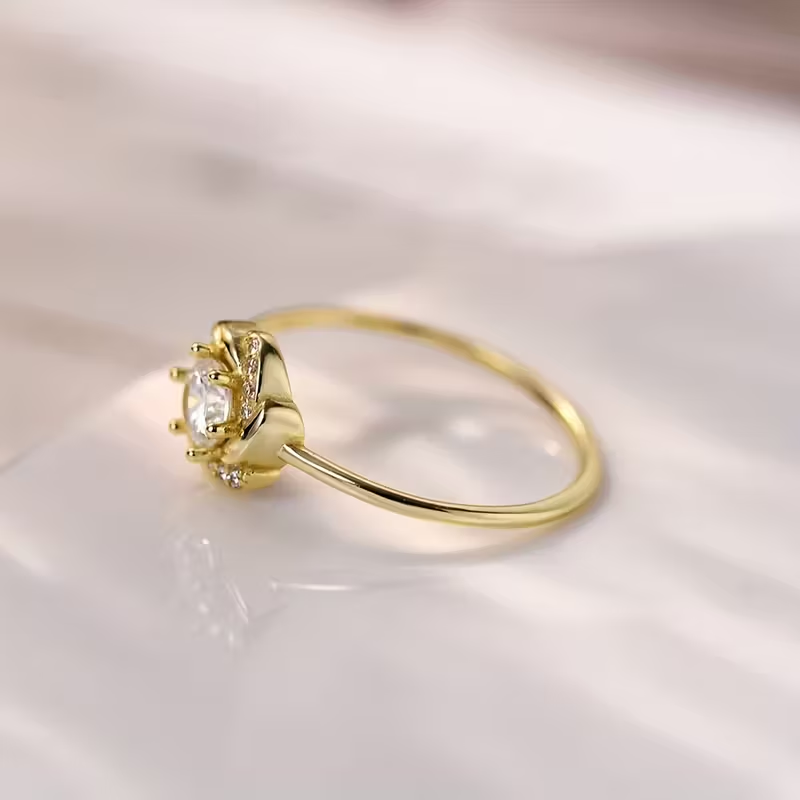 Flower Sparkling Zirconia Gold Ring