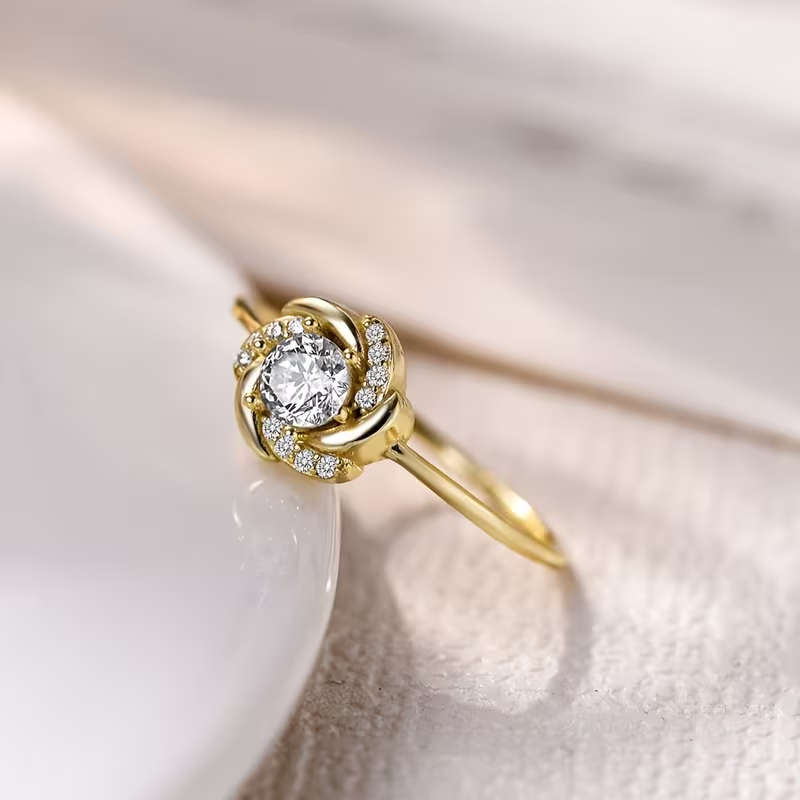 Flower Sparkling Zirconia Gold Ring