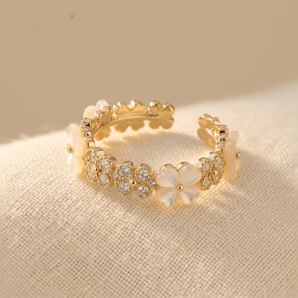 Zirconia Gold Flower Ring