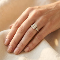 Luxury Vintage Art Deco Engagement Ring