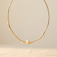 Minimalist Gold Pearl Pendant Necklace