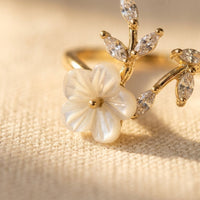 Gold Pearl Carved Flower Ring