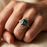 Vintage Gold Sapphire Filigree Ring