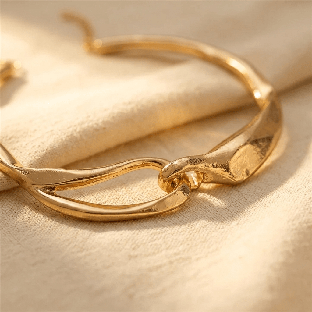 Gold Twisted Herringbone Chain Necklace