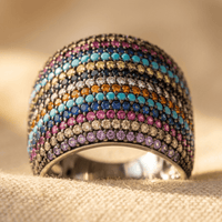 Sparkling Synthetic Zirconia Carved Pattern Wide Ring