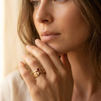 Vintage Gold Ruby Heart Texture Ring