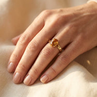 Vintage Gold Amber Oval Ring