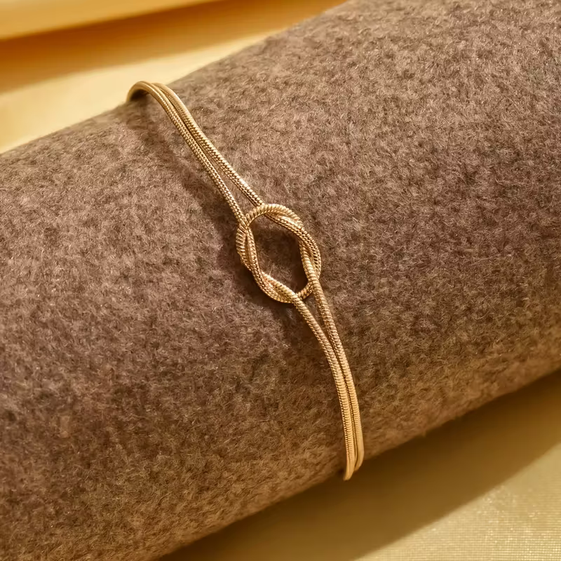 Twist Knot Chain Bracelet