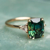 Vintage-Inspired Green Gemstone Gold Ring