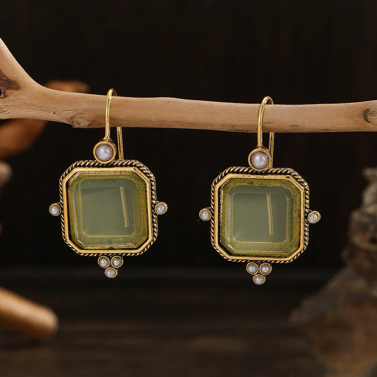 Vintage Pearl Geometric Pendant Drop Earrings