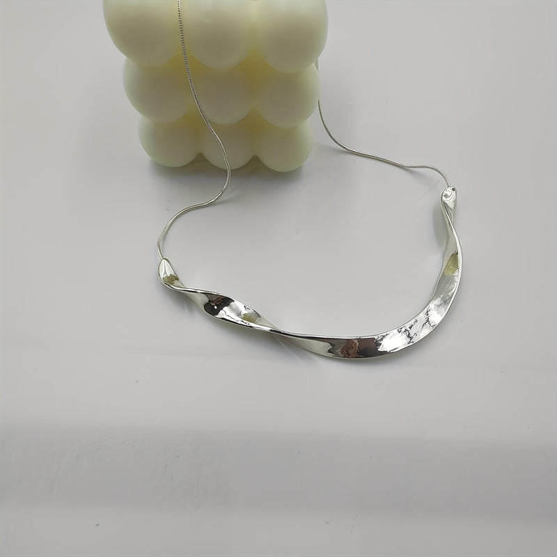 Vintage Sculptural Polished Silver Collar Necklace